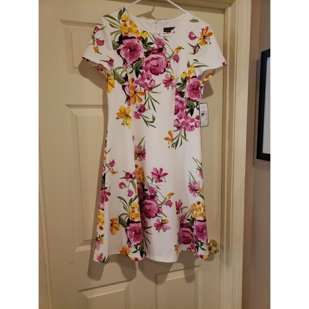 NWT Jessica Howard SZ 10 White w Pink & Yellow Flowers short sleeve flare Dress